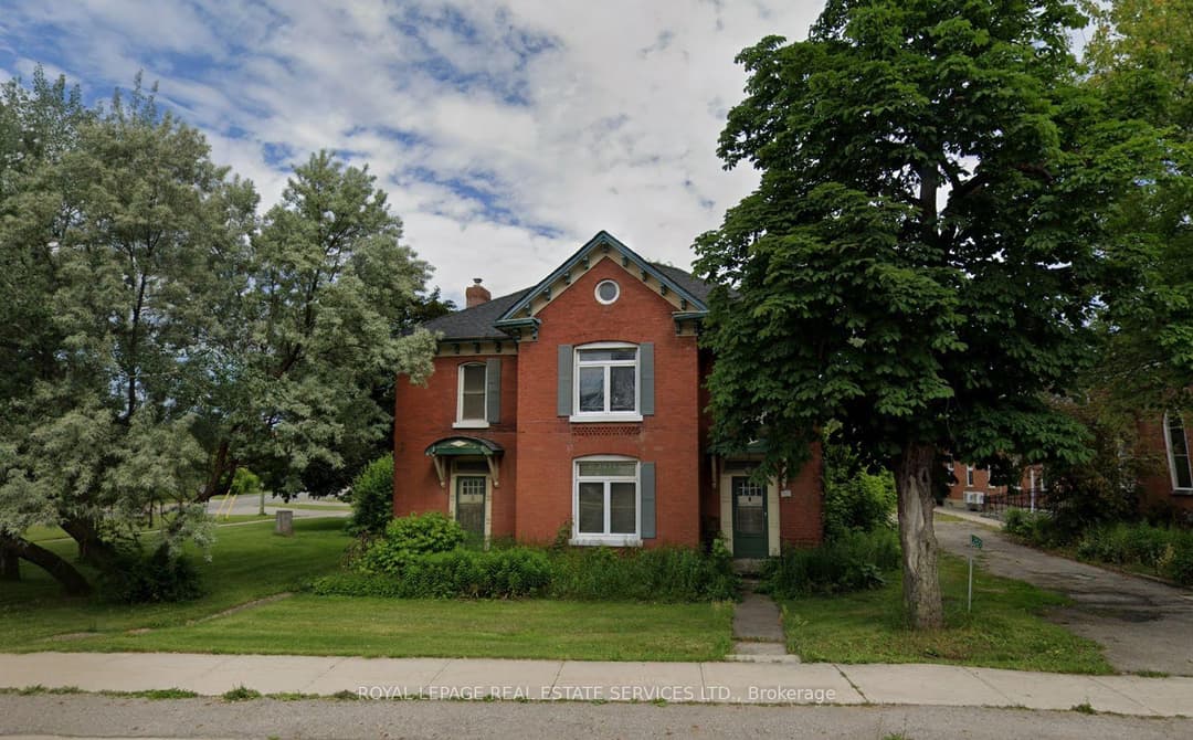 2527 Dundas Street, Oakville