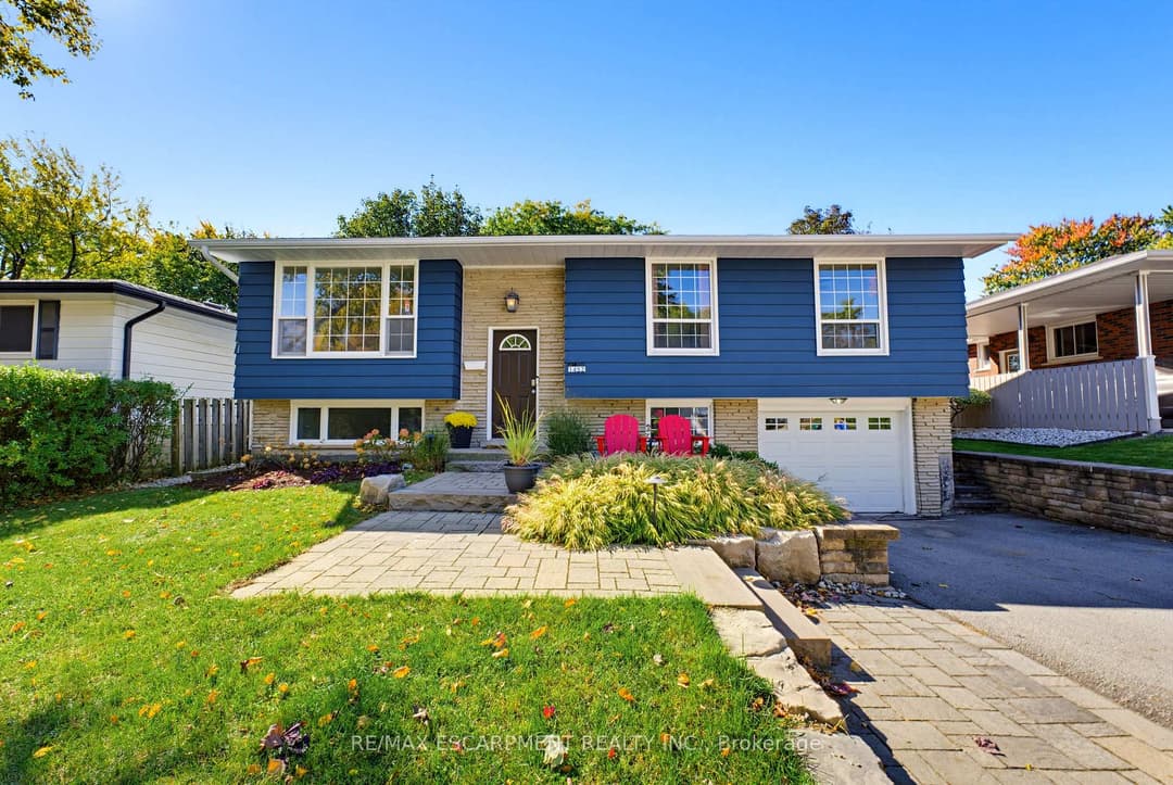 1452 Jefferson Road, Burlington