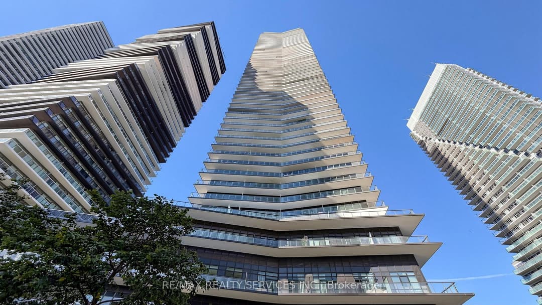 38 Annie Craig Drive Unit 707, Liberty Village / Parkdale / South Parkdale