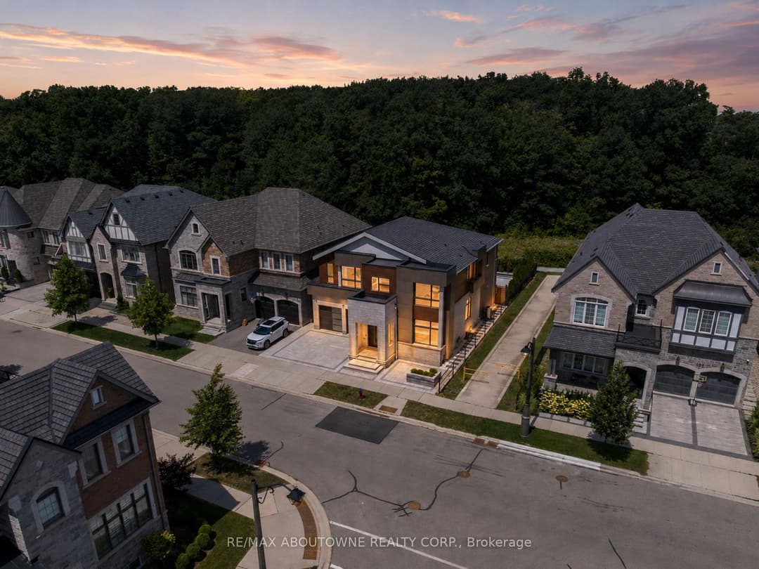 197 Polly Drive, Oakville