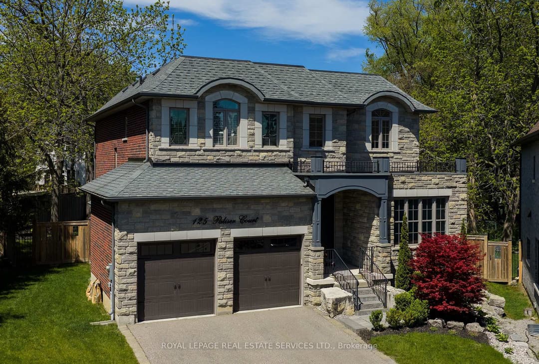 125 Paliser Court, Oakville