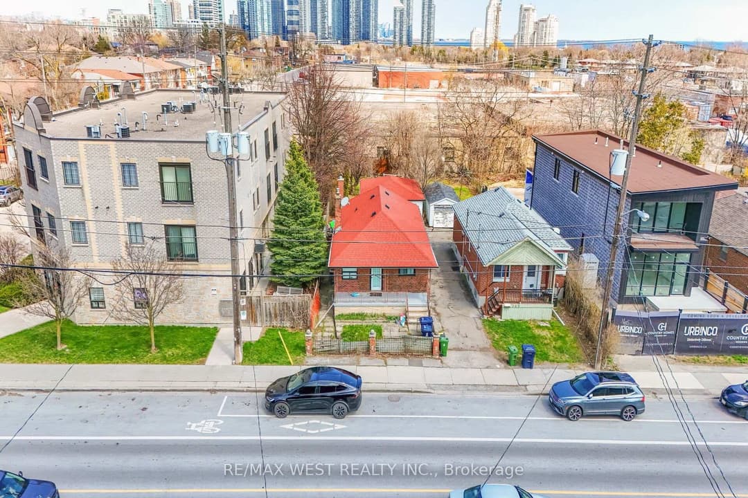 371 Royal York Road, Liberty Village / Parkdale / South Parkdale