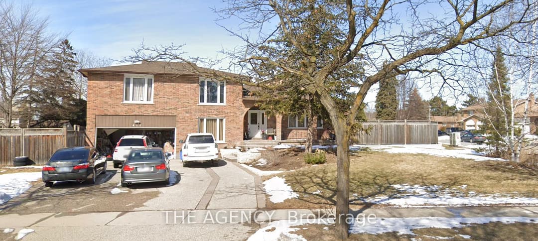 411 Laurier Avenue, Milton