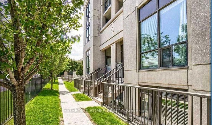 220 Forum Drive Unit 103, Mississauga