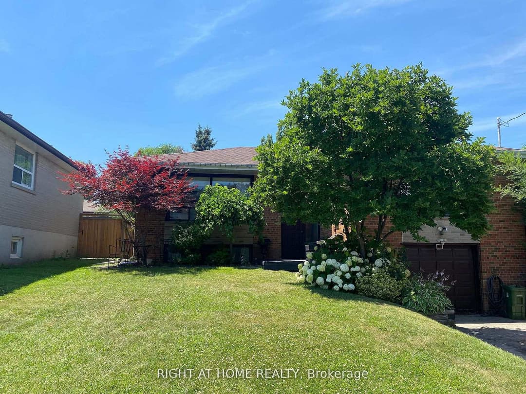 68 Barford Road, Etobicoke (West Mall / Rexdale)