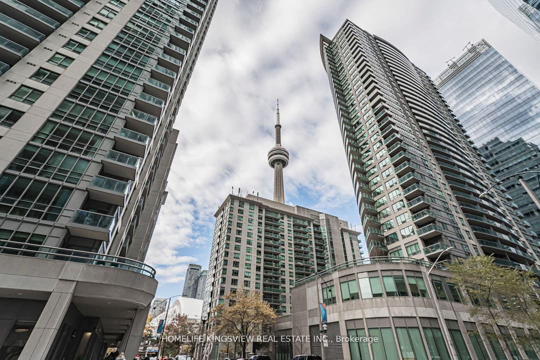 12 York Street Unit 1001, Downtown Toronto / Waterfront