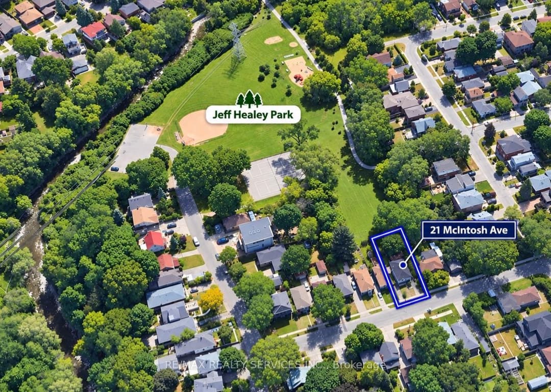 21 McIntosh Avenue, Corso Italia / Dufferin Grove