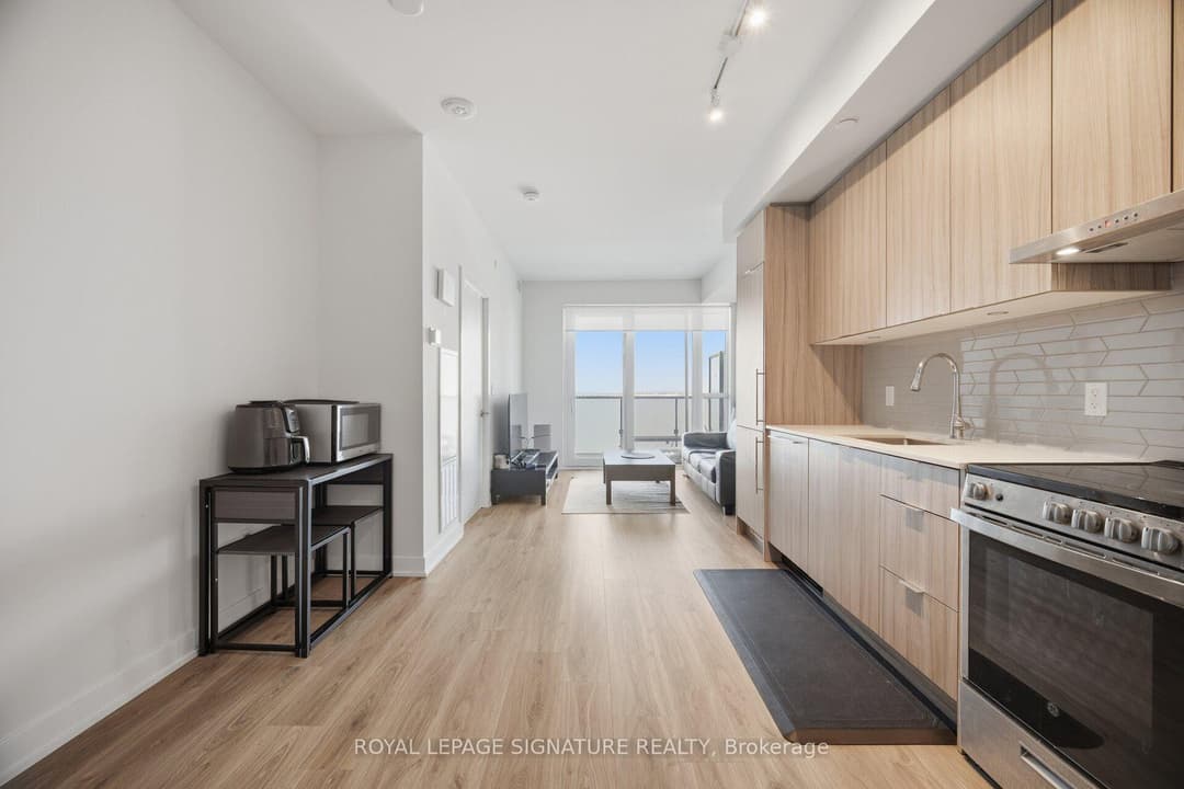 430 Square One Drive Unit 2709, Mississauga