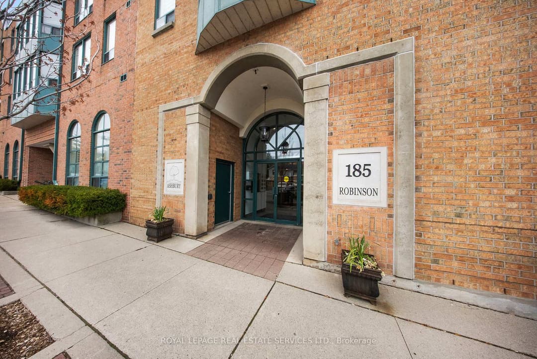 185 Robinson Street Unit 202, Oakville