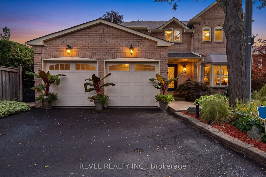 6624 Mockingbird Lane, Mississauga