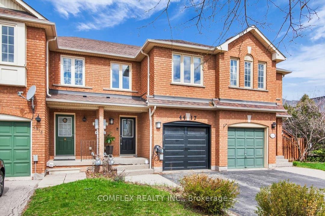 4417 Vallence Drive, Burlington
