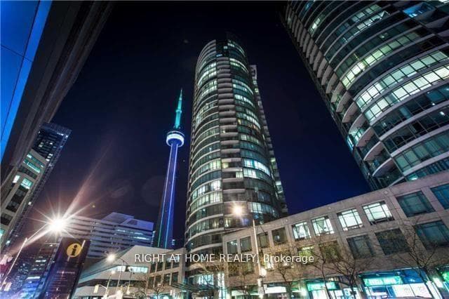 361 Front Street Unit 3205, Downtown Toronto / Waterfront