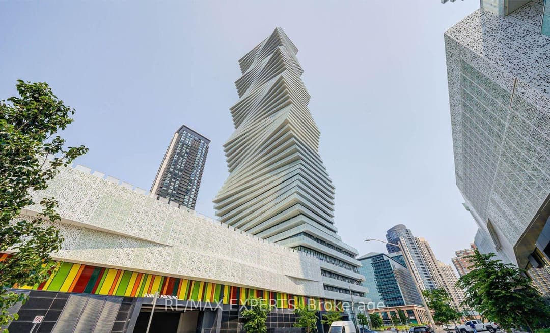3900 Confederation Parkway Unit 2710, Mississauga