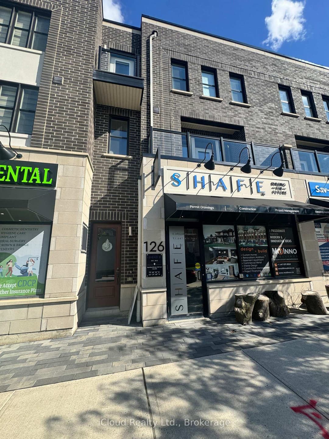 126 Burnhamthorpe Road, Oakville