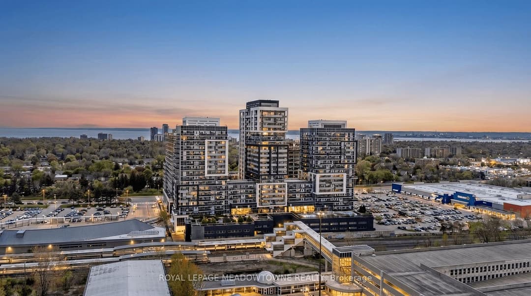 2093 Fairview Street Unit 1902, Burlington