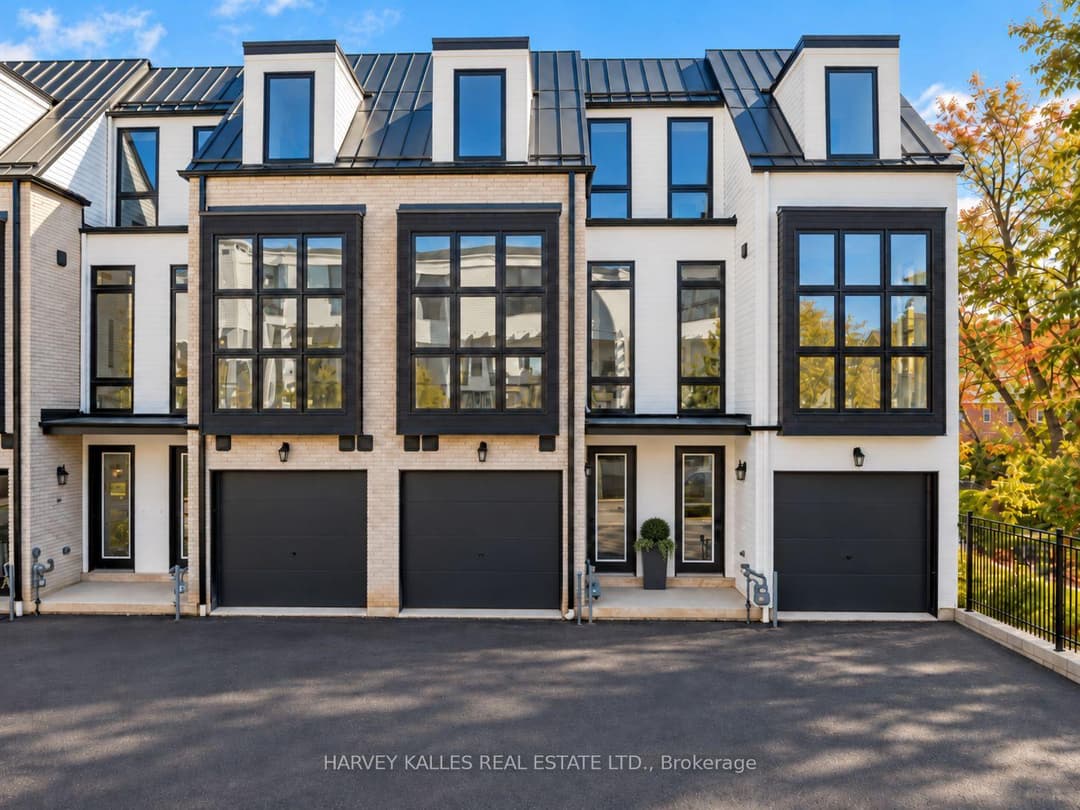 138 East Street Unit 3, Oakville