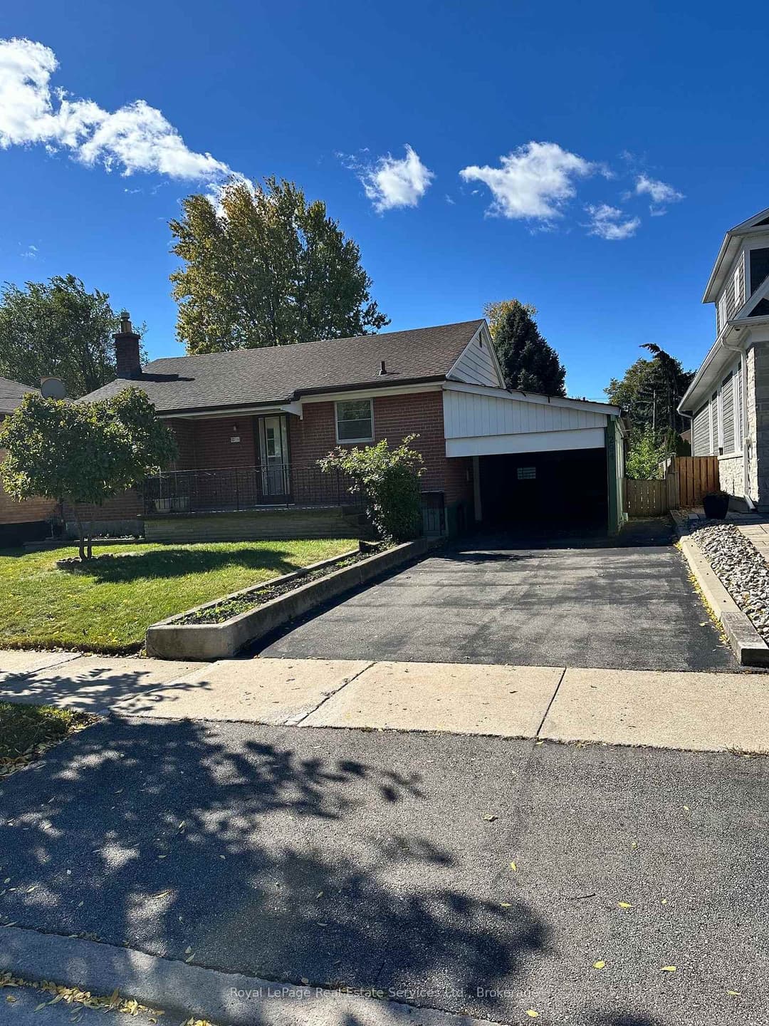 294 Felan Avenue, Oakville
