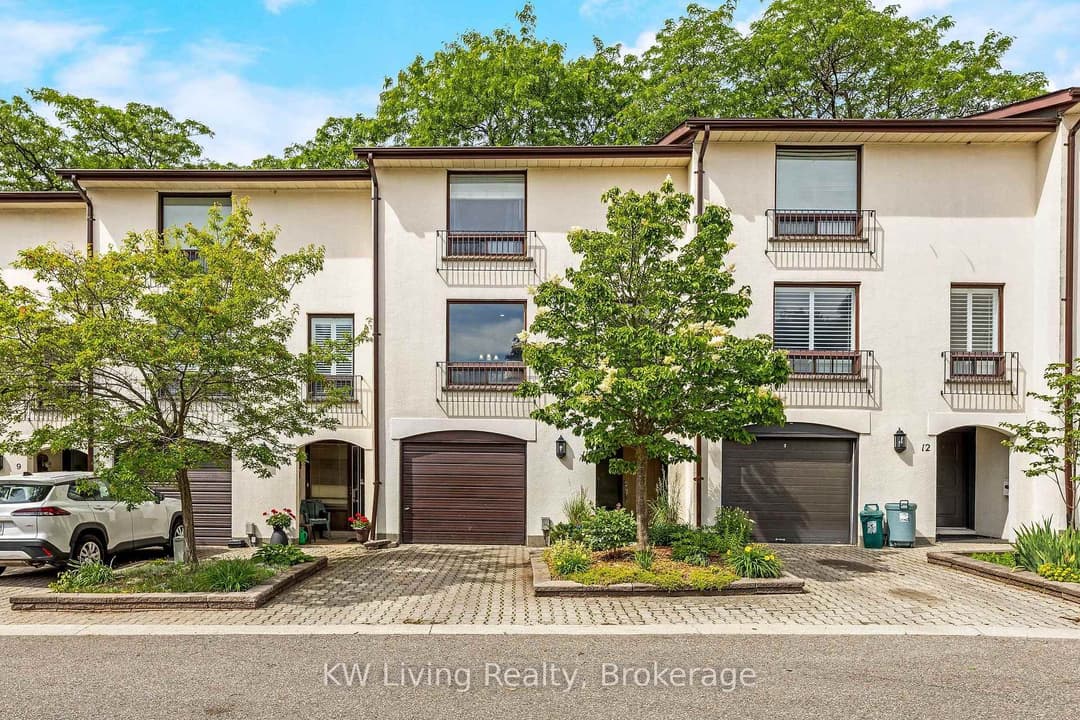 6679 Shelter Bay Road Unit 11, Mississauga