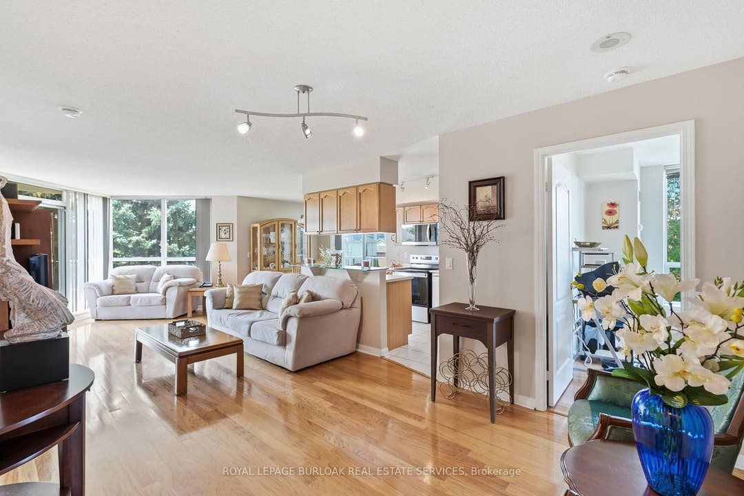 1150 Parkwest Place Unit 301, Mississauga