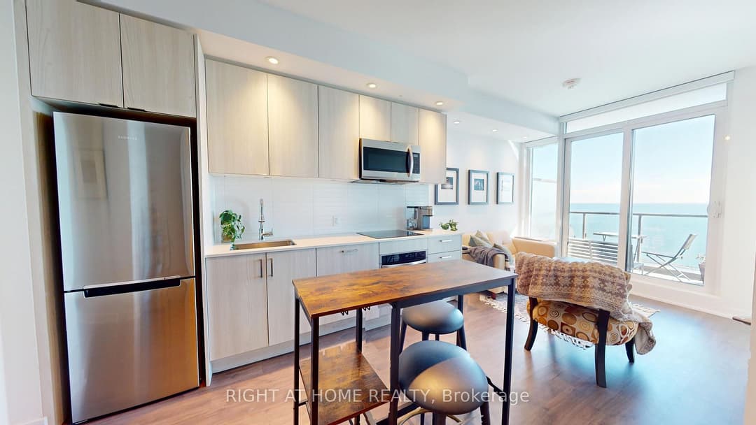 1926 Lake Shore Boulevard Unit 1609, High Park / Junction / Roncesvalles