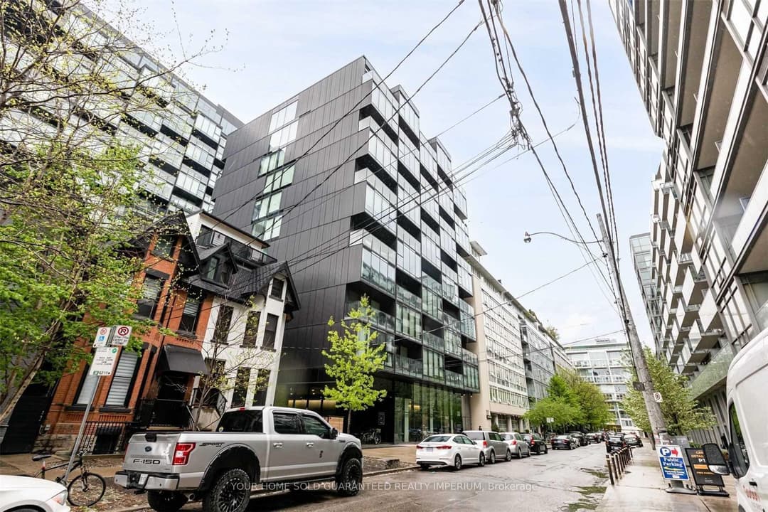 38 Stewart Street Unit 405, Downtown Toronto / Waterfront