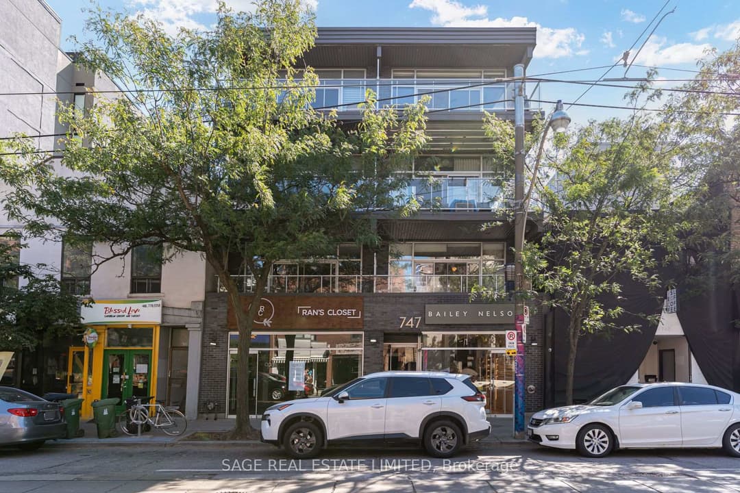 747 Queen Street Unit 204, Riverdale / Leslieville