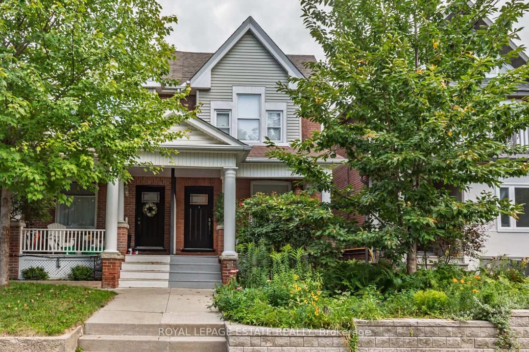 48 Bloomfield Avenue, Riverdale / Leslieville