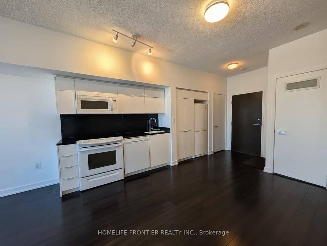 151 Dan Leckie Way Unit 1017, Downtown Toronto / Waterfront