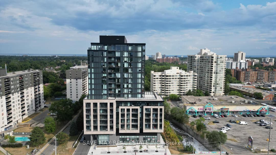 86 Dundas Street Unit 916, Mississauga