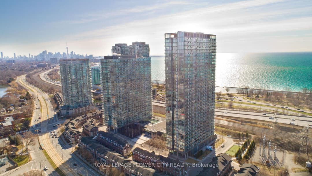 105 The Queensway Avenue Unit 415, High Park / Junction / Roncesvalles