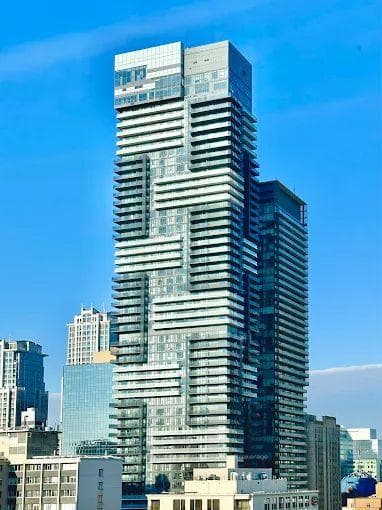7 Grenville Street Unit 5001, Downtown Toronto / Waterfront