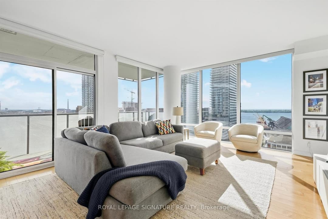 1 Market Street Unit 1611, Regent Park / Cabbagetown / St. James Town