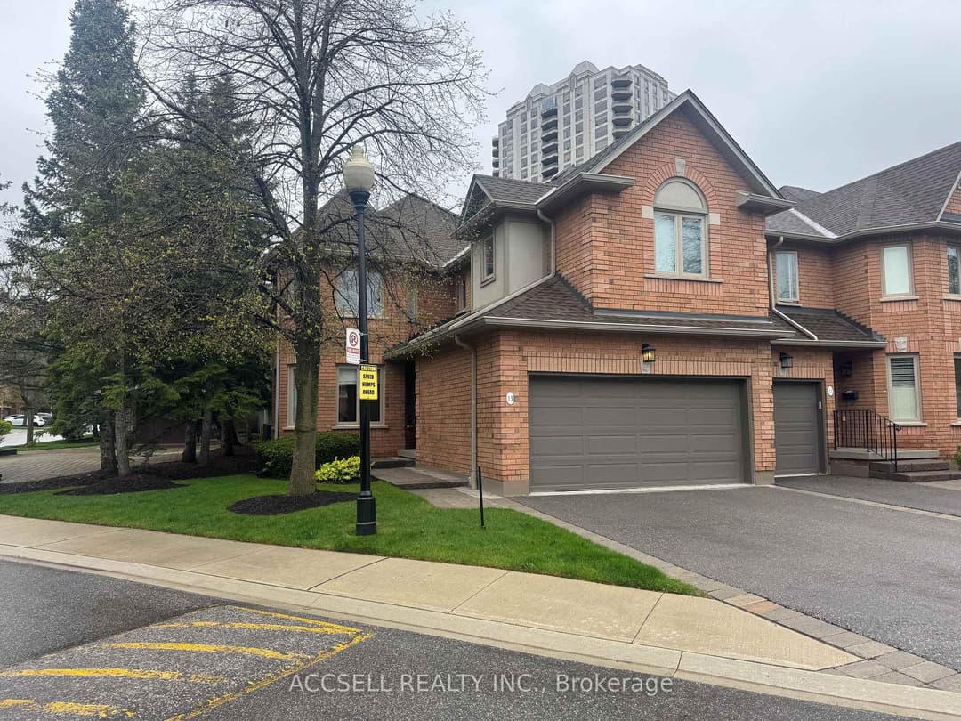 1905 Broad Hollow Gate Unit 13, Mississauga