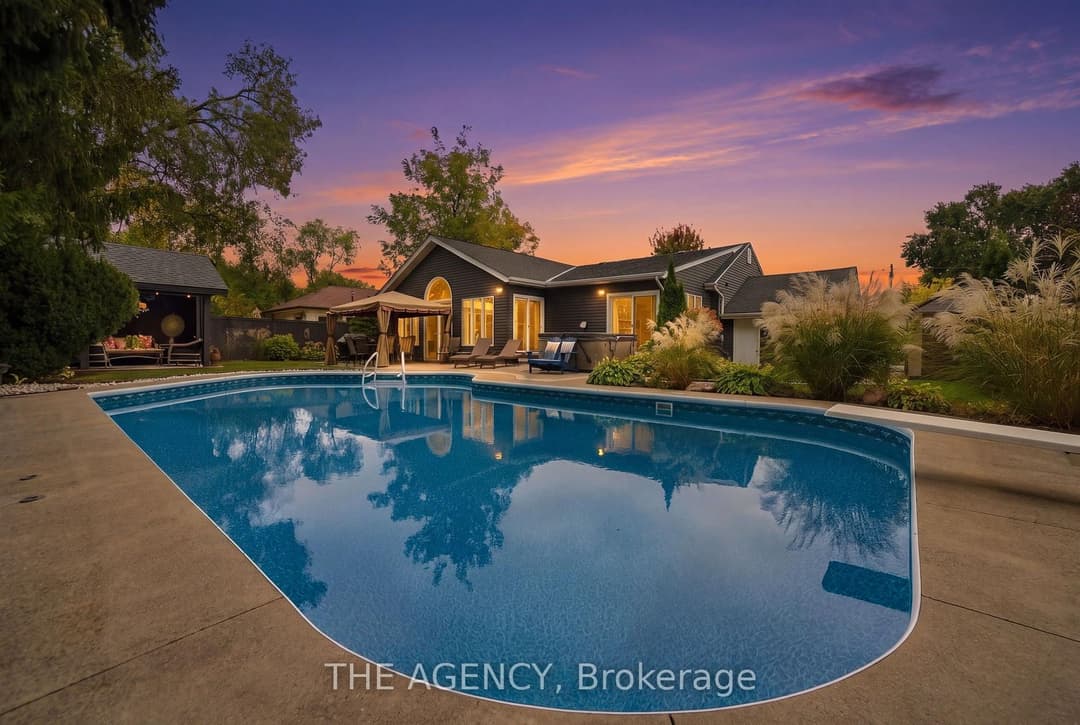 2101 Edinburgh Drive, Burlington