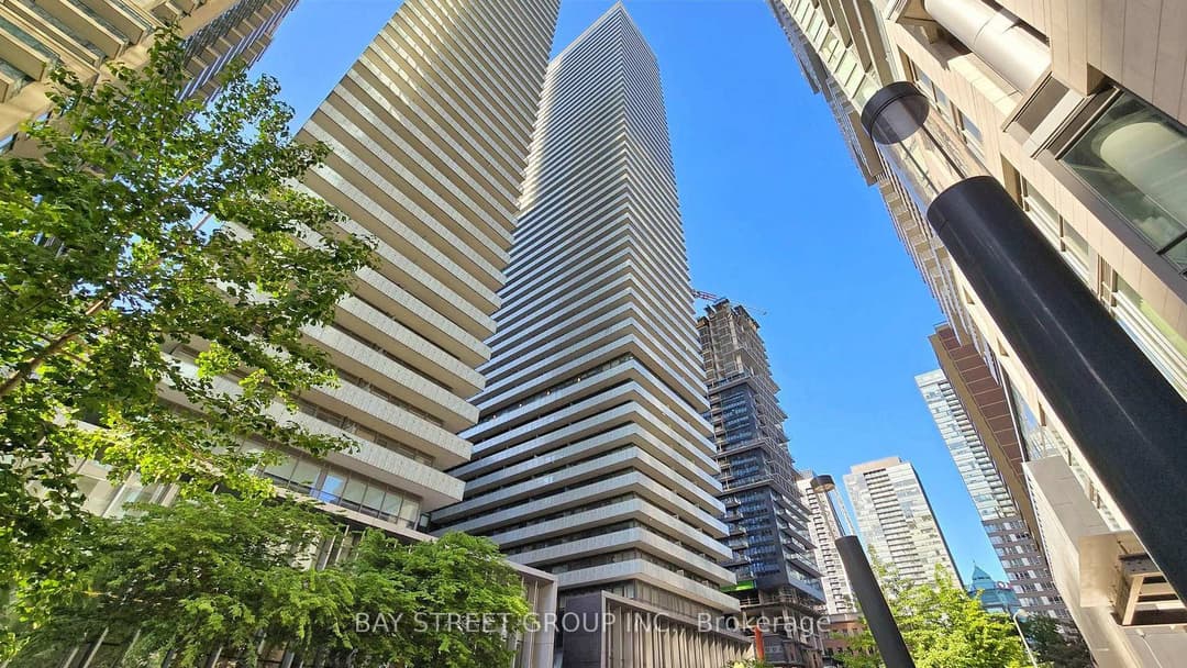 50 Charles Street Unit 902, Regent Park / Cabbagetown / St. James Town