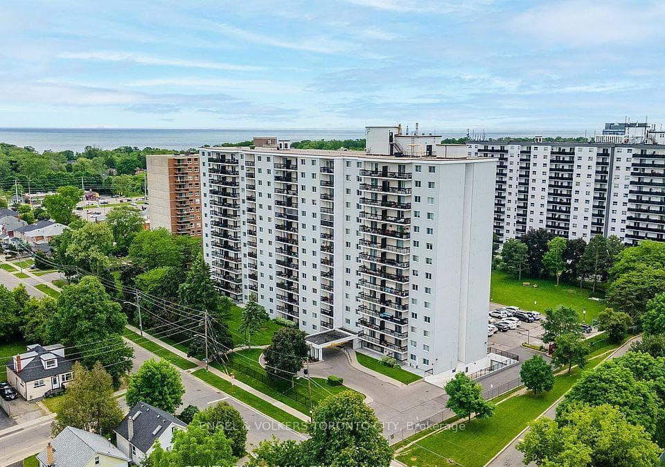 1100 Caven Street Unit 1204, Mississauga