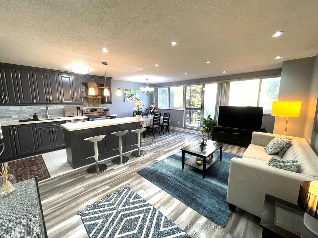 2095 Roche Court Unit 203, Mississauga