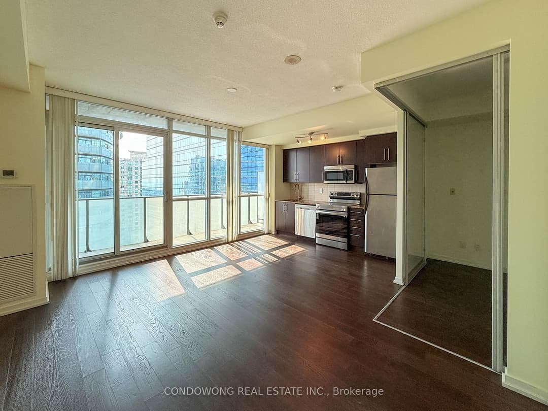 55 Bremner Boulevard Unit 2611, Downtown Toronto / Waterfront
