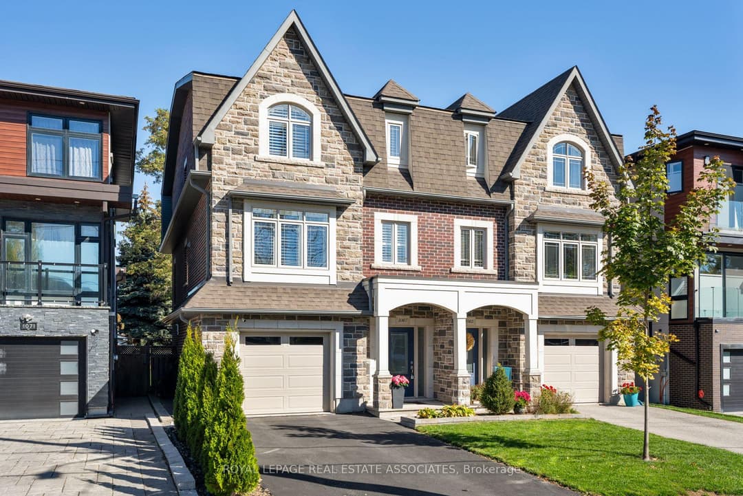 1067 Shaw Drive, Mississauga