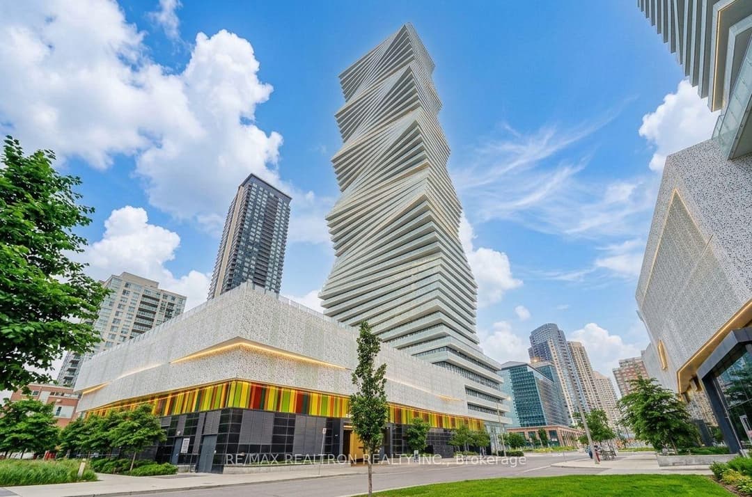3900 Confederation Parkway Unit 1411, Mississauga