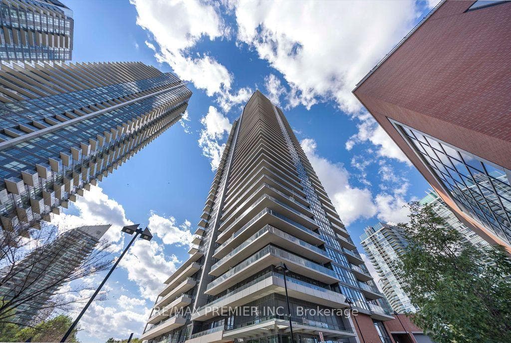 10 Park Lawn Road Unit 1807, Liberty Village / Parkdale / South Parkdale