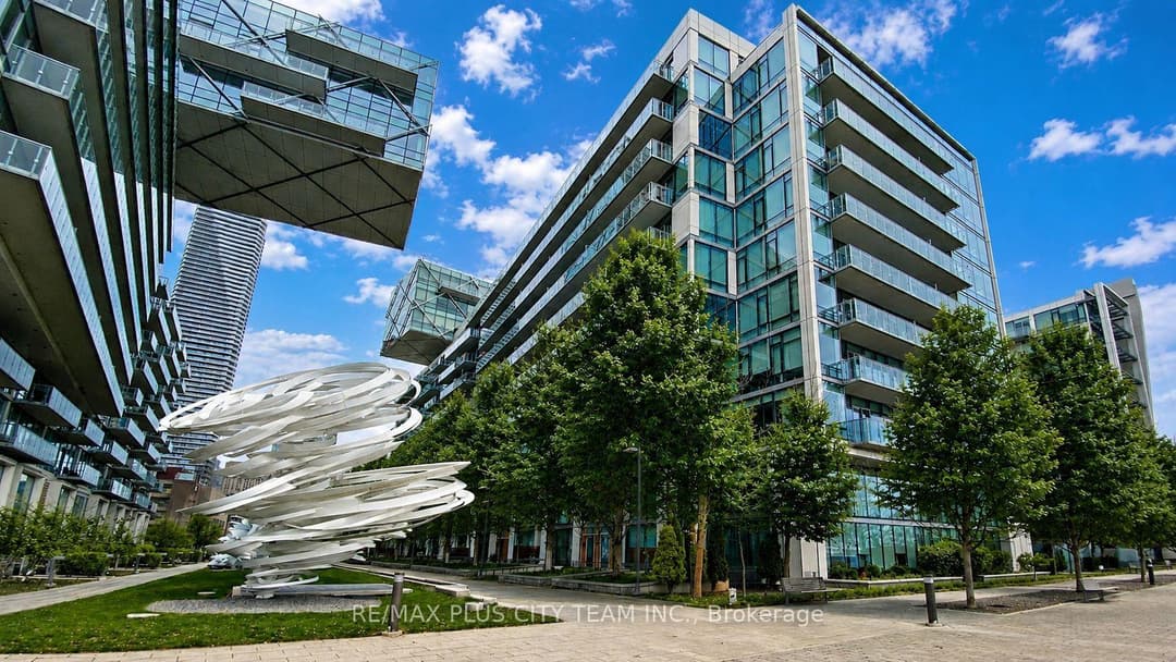 39 Queens Quay Unit 1305, Regent Park / Cabbagetown / St. James Town