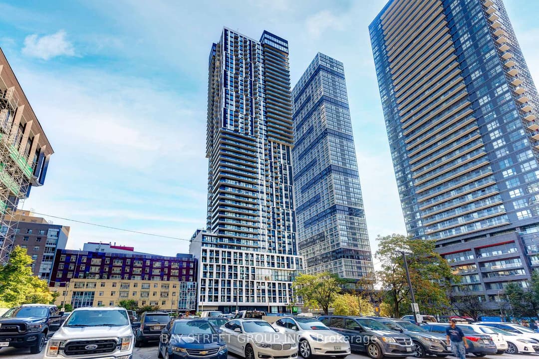 251 Jarvis Street Unit 3809, Regent Park / Cabbagetown / St. James Town