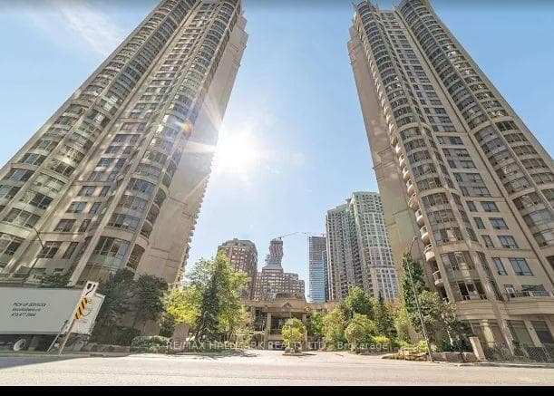 3880 DUKE OF YORK BLVD Boulevard Unit 3002, Mississauga
