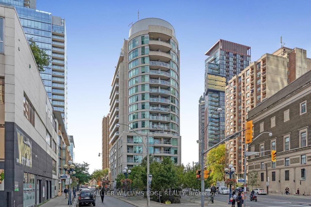 8 Scollard Street Unit 1408, Annex / Yorkville / Summerhill