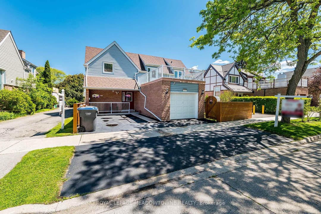 1157 Kos Boulevard, Mississauga