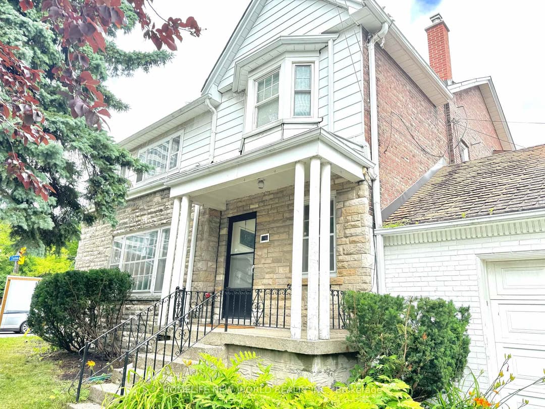 1563 Bathurst Street, Forest Hill / Deer Park