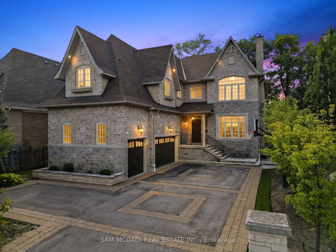 725 Queensway N/A, Mississauga