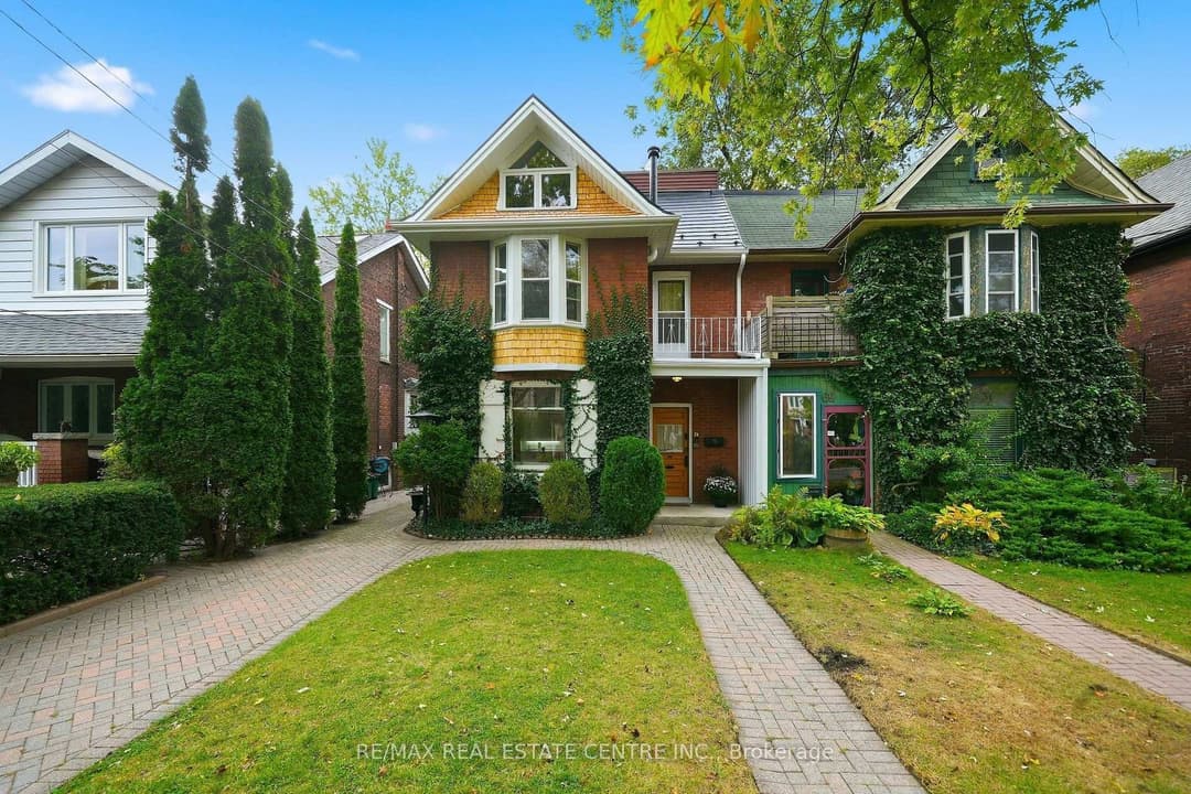71 Lyall Avenue, The Beaches / Upper Beaches