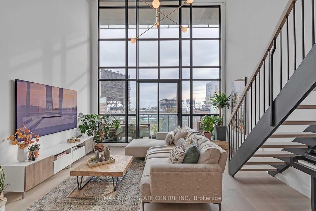 5 Hanna Avenue Unit 407, Downtown Toronto / Waterfront